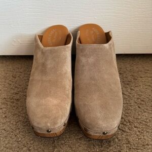 Kork-Ease Women's Tan Suede Mules